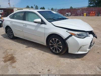 TOYOTA AVALON 2018