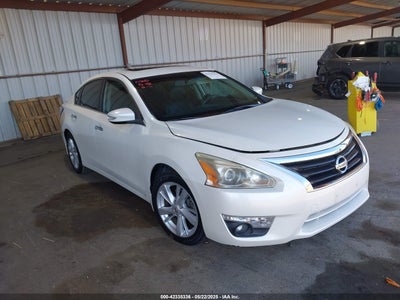 NISSAN ALTIMA 2015