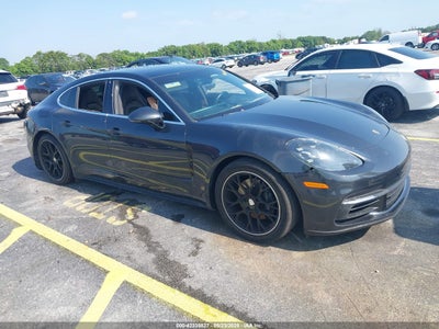 PORSCHE PANAMERA 2017