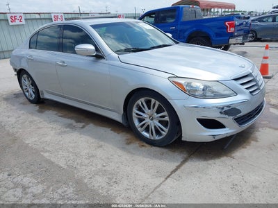 HYUNDAI GENESIS 2012