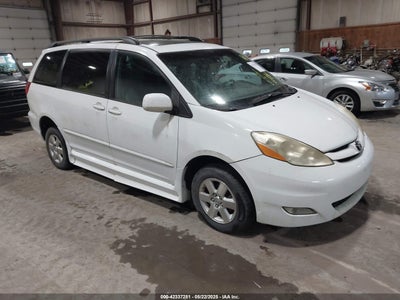 TOYOTA SIENNA 2006