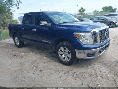 NISSAN TITAN 2018