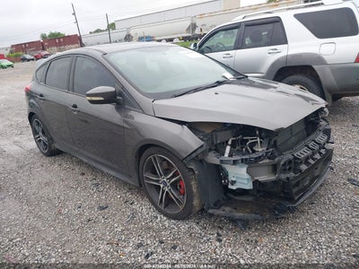 FORD FOCUS ST 2016