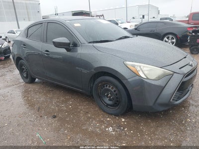 TOYOTA YARIS IA 2018