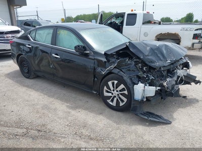 NISSAN ALTIMA 2019