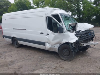 MERCEDES-BENZ SPRINTER 2500 2024