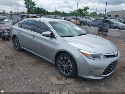 TOYOTA AVALON 2017