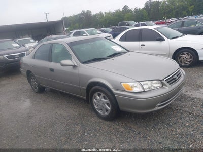 TOYOTA CAMRY 2001