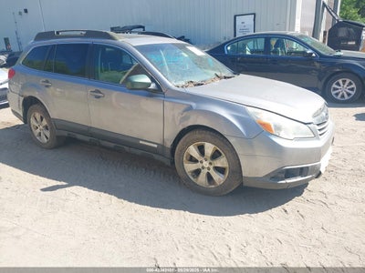 SUBARU OUTBACK 2010