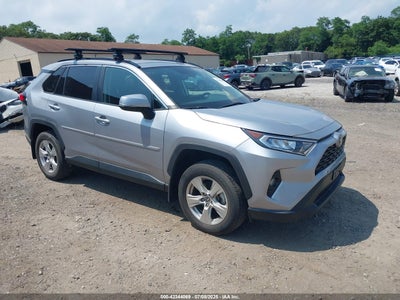 TOYOTA RAV4 2021