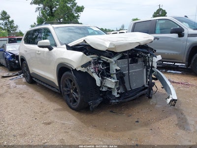 TOYOTA GRAND HIGHLANDER 2024