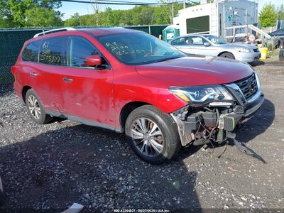 NISSAN PATHFINDER 2017