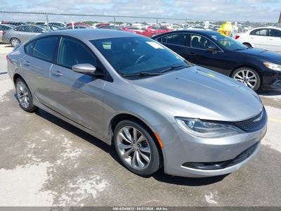 CHRYSLER 200 2015