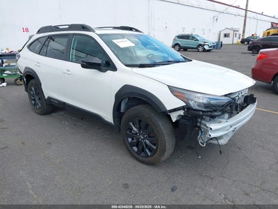 SUBARU OUTBACK 2024