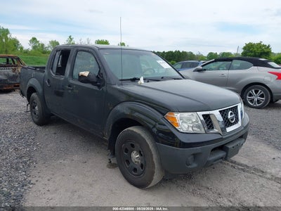 NISSAN FRONTIER 2016