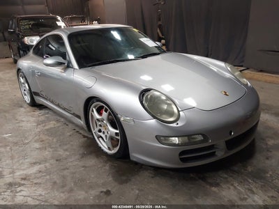 PORSCHE 911 2005