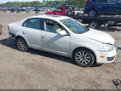 VOLKSWAGEN JETTA 2010