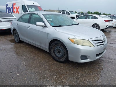 TOYOTA CAMRY 2010