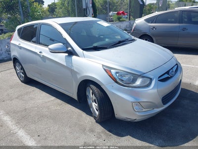HYUNDAI ACCENT 2013