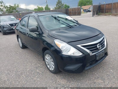 NISSAN VERSA 2015