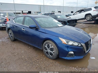 NISSAN ALTIMA 2020