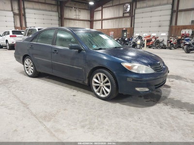 TOYOTA CAMRY 2004