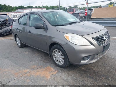 NISSAN VERSA 2014
