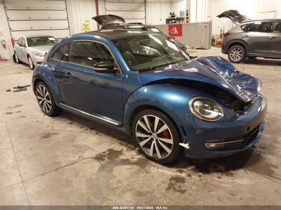VOLKSWAGEN BEETLE 2013