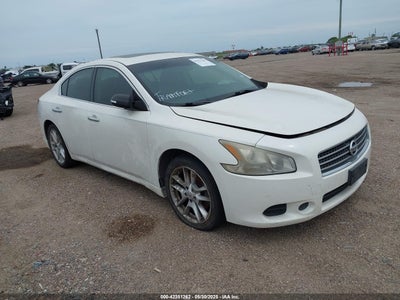 NISSAN MAXIMA 2011