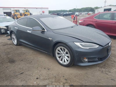 TESLA MODEL S 2016