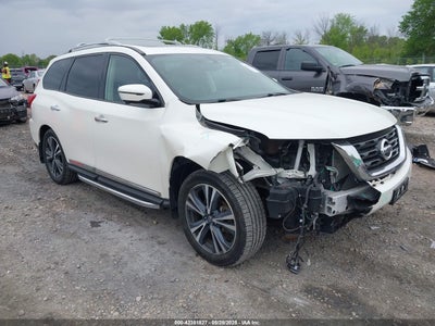 NISSAN PATHFINDER 2019