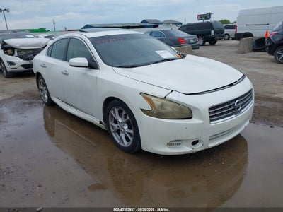 NISSAN MAXIMA 2012