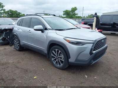 TOYOTA COROLLA CROSS 2024