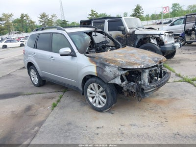 SUBARU FORESTER 2013