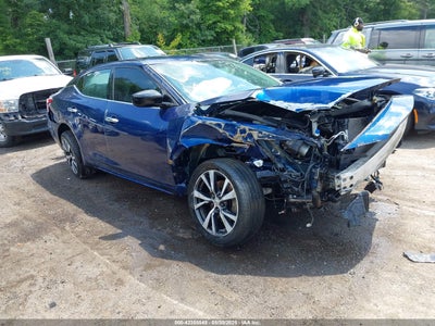 NISSAN MAXIMA 2016