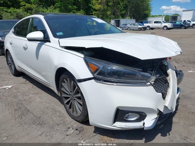 KIA CADENZA 2018