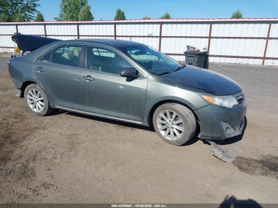 TOYOTA CAMRY HYBRID 2012