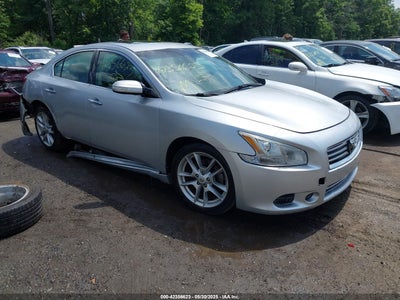 NISSAN MAXIMA 2010