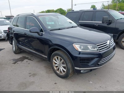 VOLKSWAGEN TOUAREG 2016