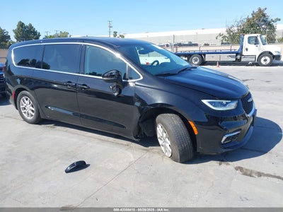 CHRYSLER PACIFICA 2024