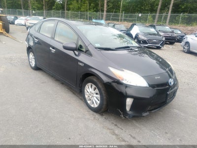 TOYOTA PRIUS PLUG-IN 2014