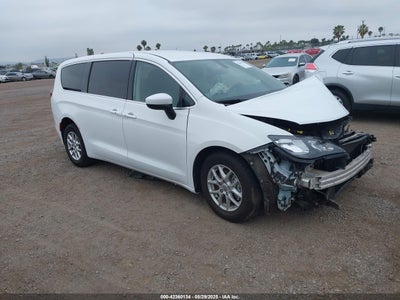 CHRYSLER VOYAGER 2022