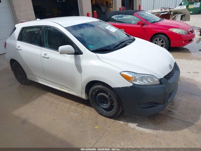 TOYOTA MATRIX 2010