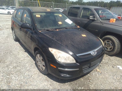 HYUNDAI ELANTRA TOURING 2011