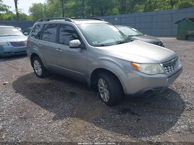 SUBARU FORESTER 2011