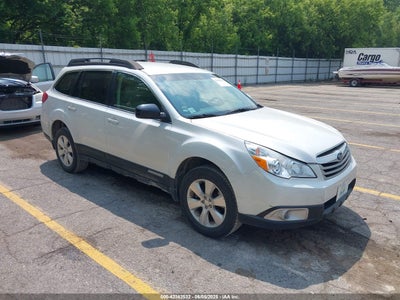 SUBARU OUTBACK 2012