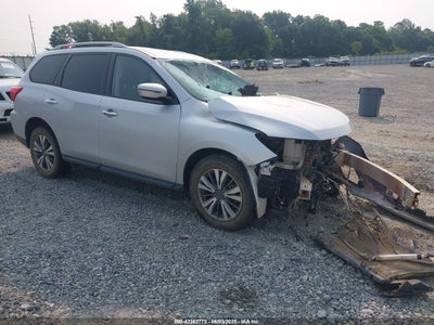 NISSAN PATHFINDER 2020
