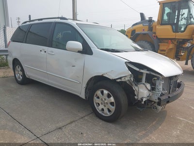 TOYOTA SIENNA 2005