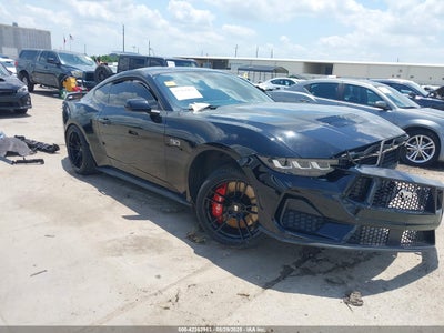 FORD MUSTANG 2024