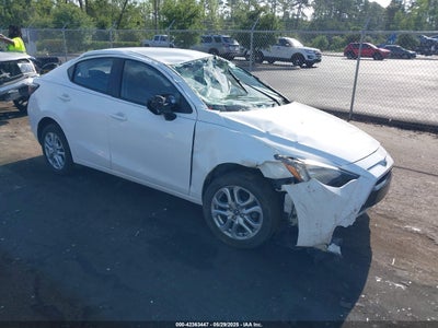 TOYOTA YARIS IA 2018
